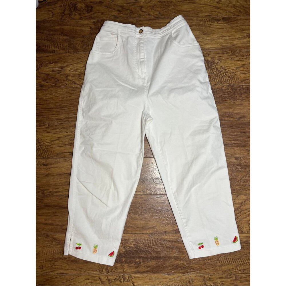 Quacker Factory Womens Med White Capri Elastic Waist Fruit Print Vintage